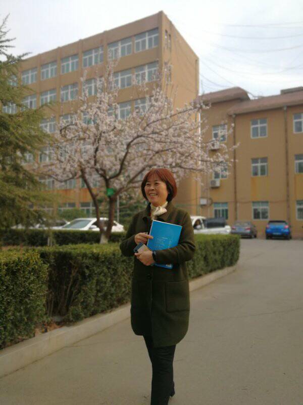 教學(xué)科長—?jiǎng)L(fēng)