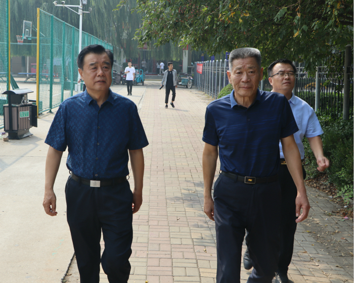  展德明、孫京家調(diào)研主校區(qū)校園后勤服務(wù)工作