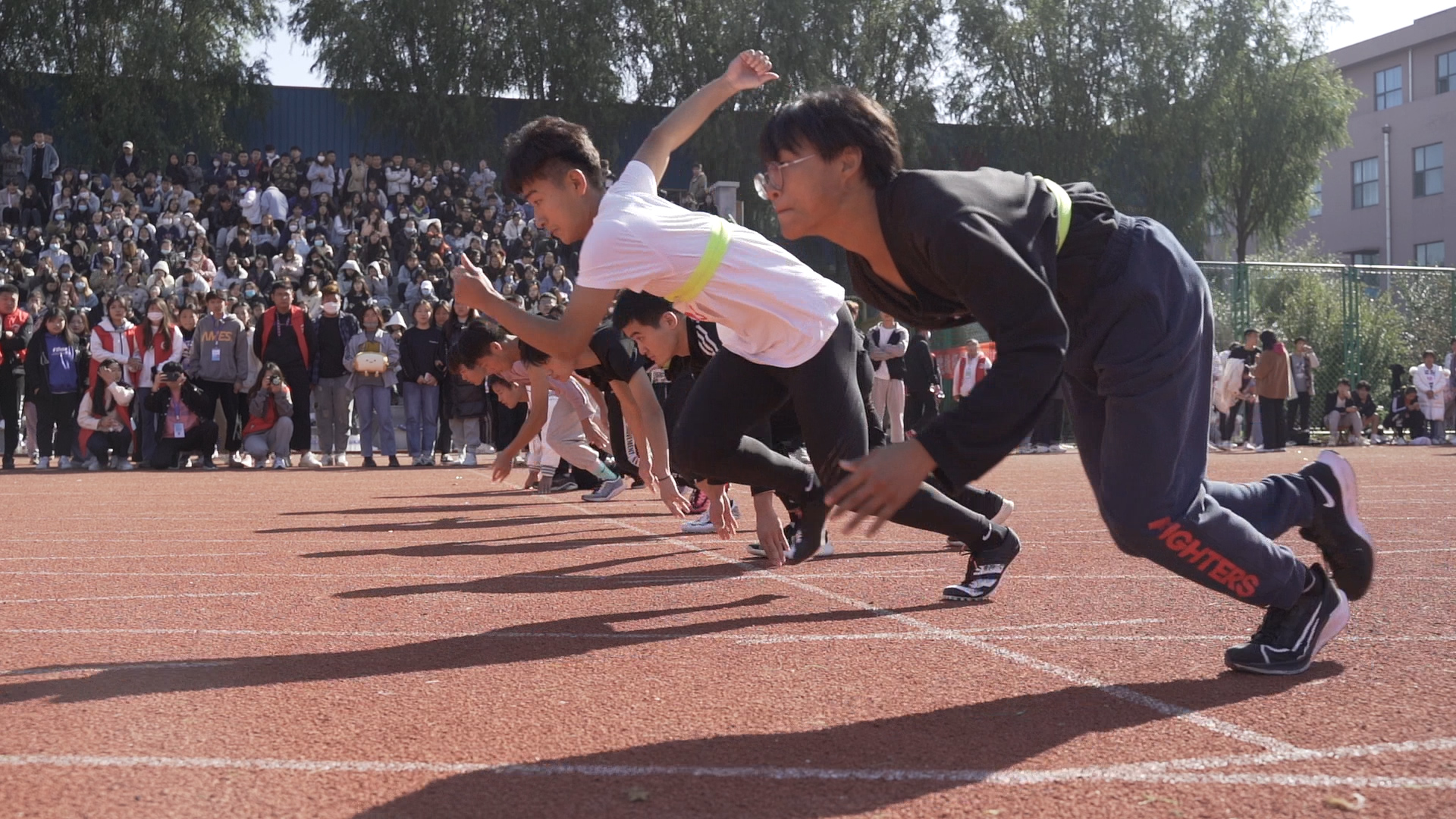 震撼！德科2021年秋季運(yùn)動會開幕，快來看看運(yùn)動健兒們的風(fēng)采吧！
